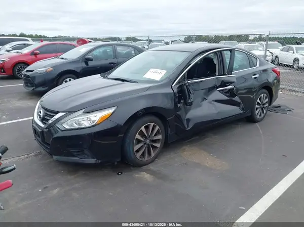 1N4AL3AP8HC109251 2017 NISSAN ALTIMA - Image 2