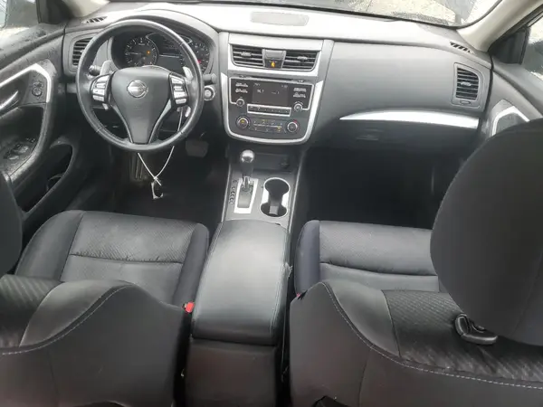 1N4AL3AP8HC110030 2017 NISSAN ALTIMA - Image 8