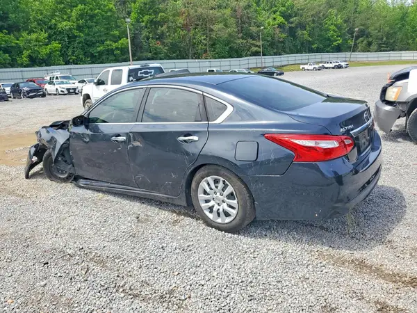 1N4AL3AP8HC111310 2017 NISSAN ALTIMA - Image 2