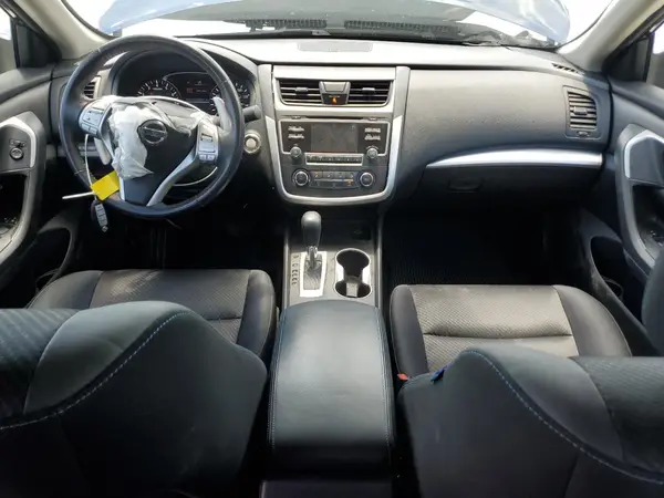1N4AL3AP8HC112117 2017 NISSAN ALTIMA - Image 8