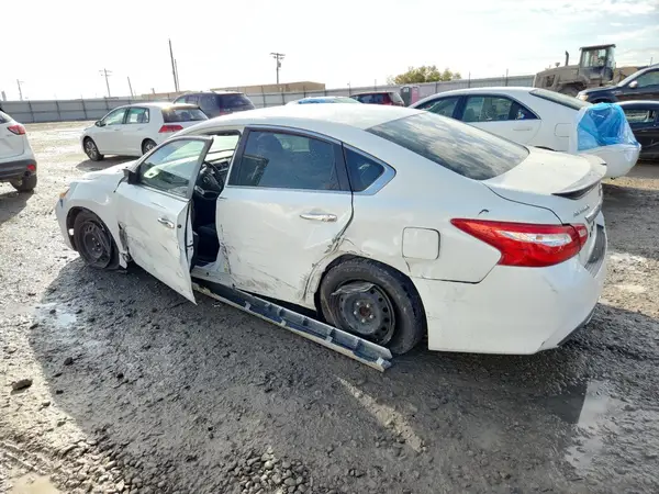 1N4AL3AP8HC115342 2017 NISSAN ALTIMA - Image 2
