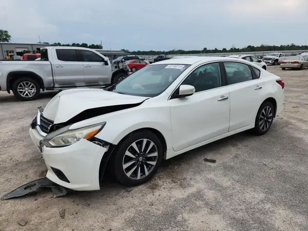 1N4AL3AP8HC117141 2017 NISSAN ALTIMA - Image 1