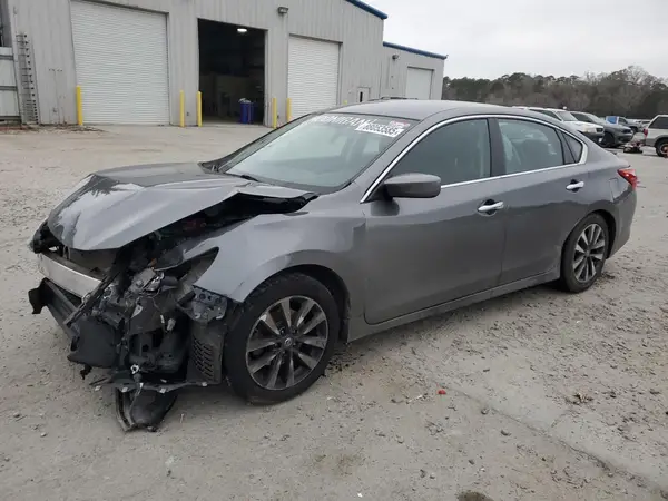 1N4AL3AP8HC118029 2017 NISSAN ALTIMA - Image 1