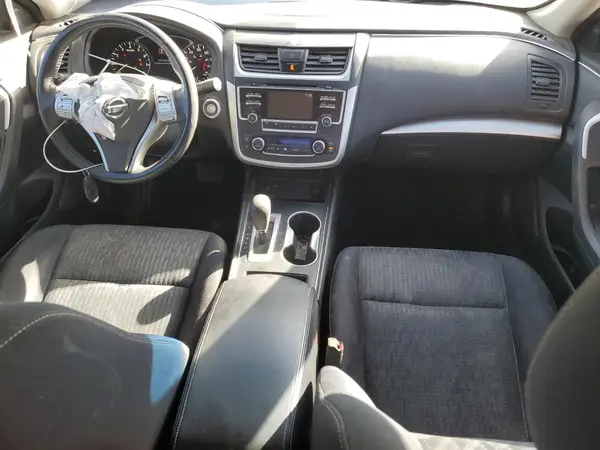 1N4AL3AP8HC118032 2017 NISSAN ALTIMA - Image 8