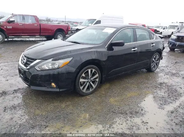 1N4AL3AP8HC118533 2017 NISSAN ALTIMA - Image 2