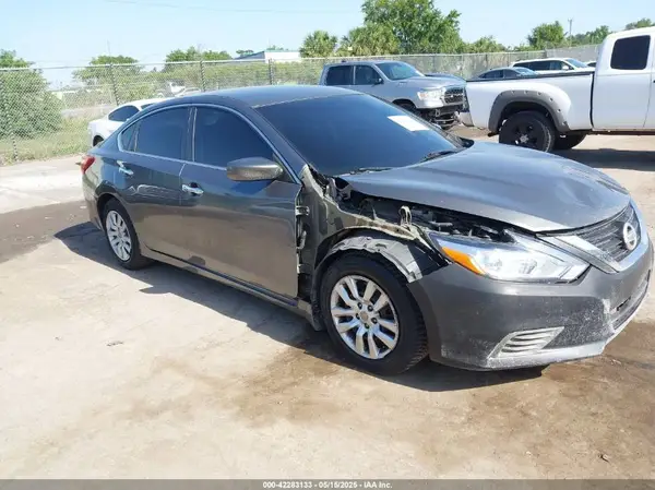 1N4AL3AP8HC119505 2017 NISSAN ALTIMA - Image 1