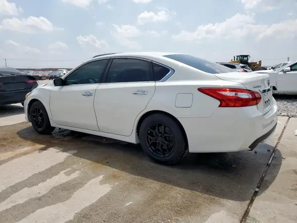 1N4AL3AP8HC119830 2017 NISSAN ALTIMA - Image 2
