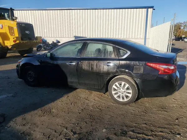 1N4AL3AP8HC123747 2017 NISSAN ALTIMA - Image 2