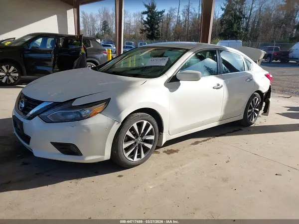 1N4AL3AP8HC124199 2017 NISSAN ALTIMA - Image 2