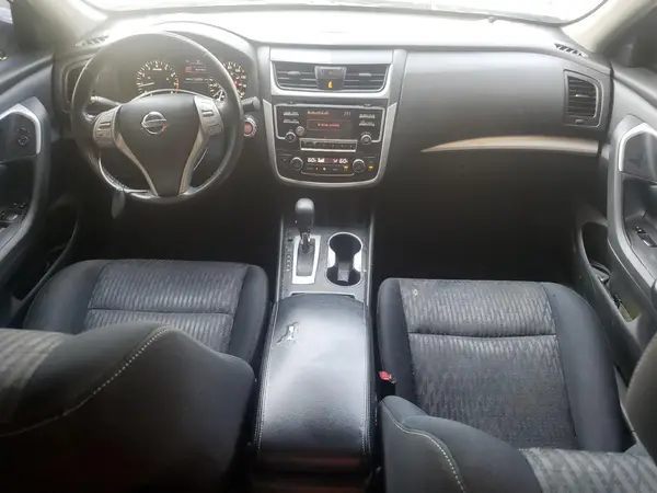 1N4AL3AP8HC124333 2017 NISSAN ALTIMA - Image 8