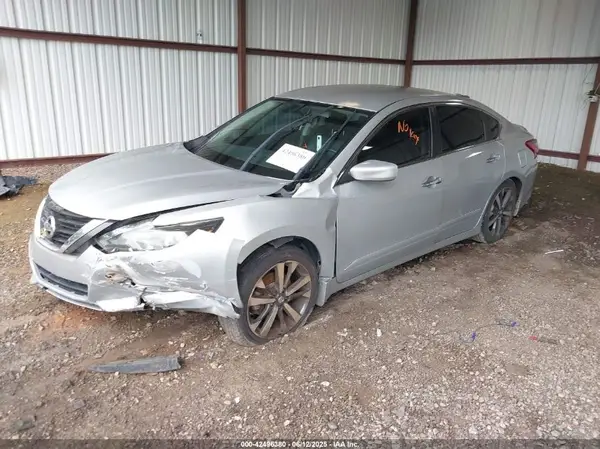 1N4AL3AP8HC124722 2017 NISSAN ALTIMA - Image 2