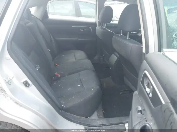 1N4AL3AP8HC125613 2017 NISSAN ALTIMA - Image 8