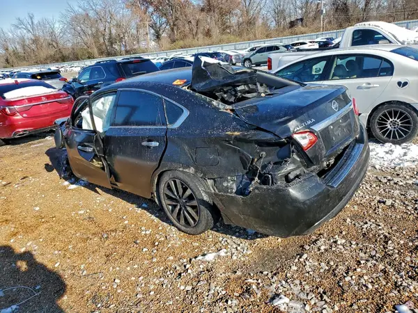 1N4AL3AP8HC128107 2017 NISSAN ALTIMA - Image 2
