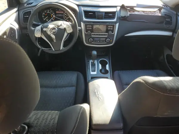 1N4AL3AP8HC129807 2017 NISSAN ALTIMA - Image 8