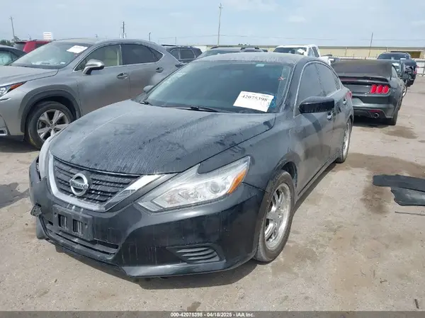 1N4AL3AP8HC131119 2017 NISSAN ALTIMA - Image 2