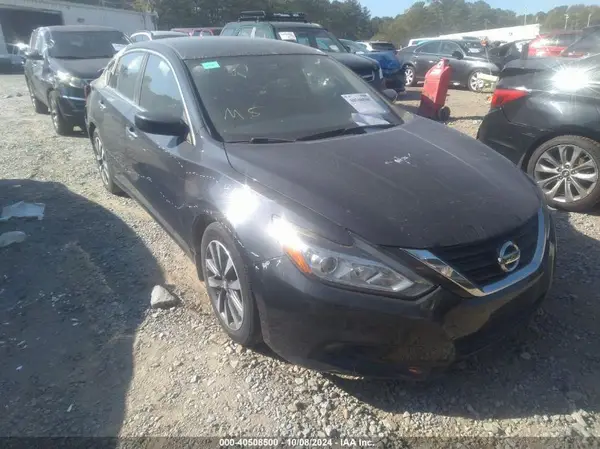 1N4AL3AP8HC132156 2017 NISSAN ALTIMA - Image 1