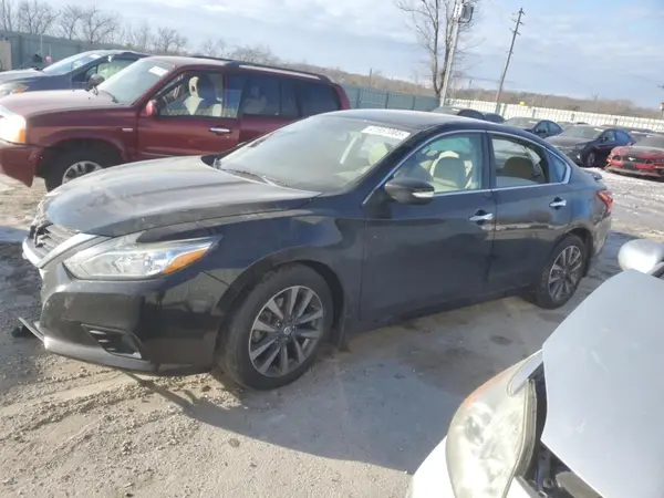 1N4AL3AP8HC132903 2017 NISSAN ALTIMA - Image 1