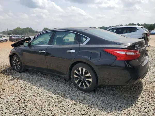1N4AL3AP8HC133047 2017 NISSAN ALTIMA - Image 2