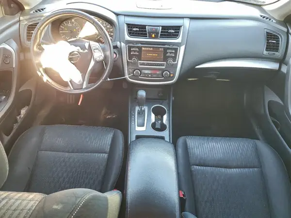 1N4AL3AP8HC133369 2017 NISSAN ALTIMA - Image 8