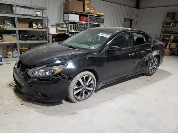 1N4AL3AP8HC133940 2017 NISSAN ALTIMA - Image 1