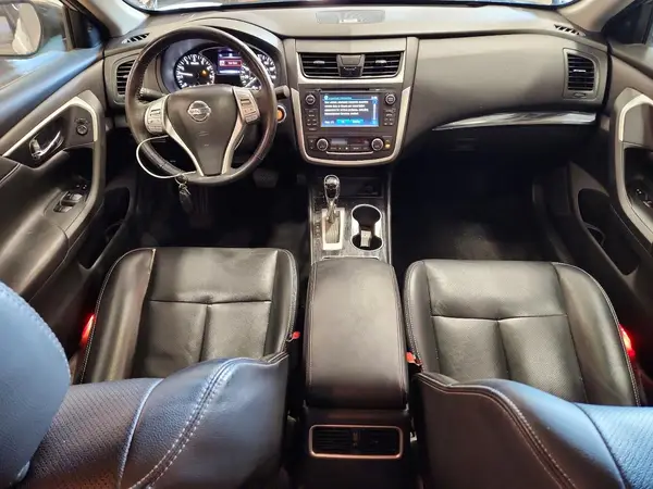 1N4AL3AP8HC134912 2017 NISSAN ALTIMA - Image 8