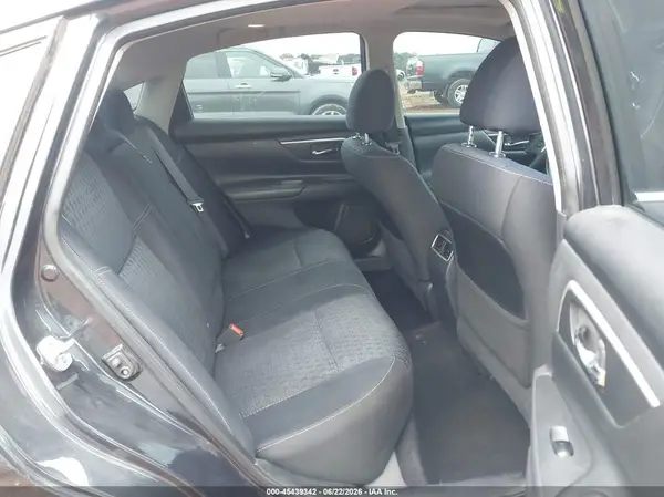 1N4AL3AP8HC136403 2017 NISSAN ALTIMA - Image 8