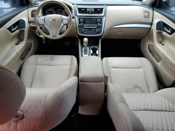 1N4AL3AP8HC137325 2017 NISSAN ALTIMA - Image 8
