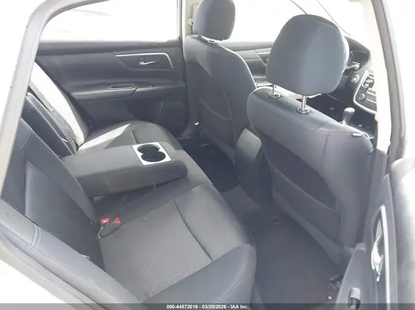 1N4AL3AP8HC137843 2017 NISSAN ALTIMA - Image 8