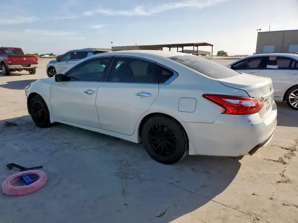 1N4AL3AP8HC145263 2017 NISSAN ALTIMA - Image 2