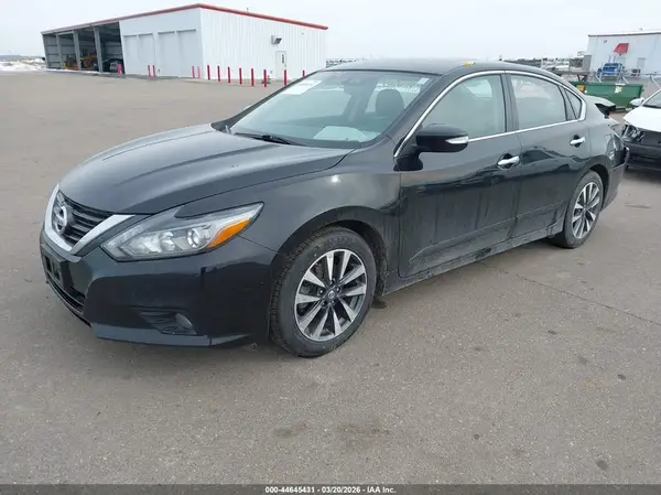 1N4AL3AP8HC148745 2017 NISSAN ALTIMA - Image 2