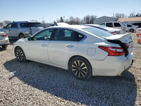 1N4AL3AP8HC149913 2017 NISSAN ALTIMA - Image 2
