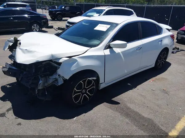 1N4AL3AP8HC149975 2017 NISSAN ALTIMA - Image 2