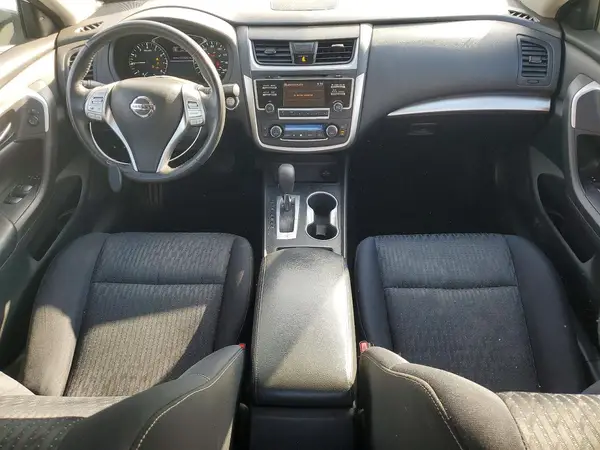 1N4AL3AP8HC153492 2017 NISSAN ALTIMA - Image 8