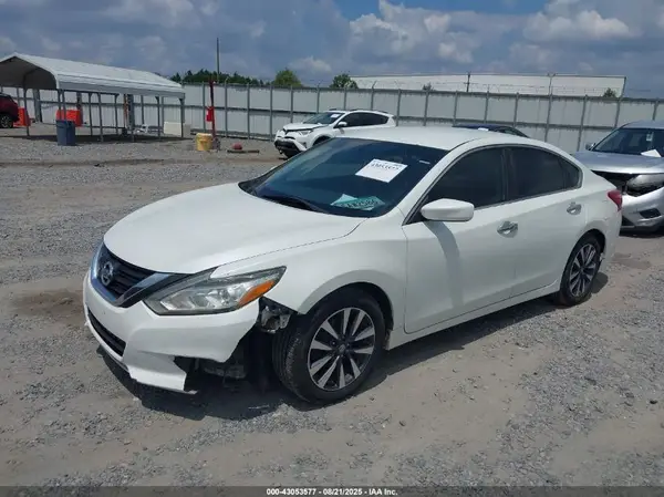 1N4AL3AP8HC155159 2017 NISSAN ALTIMA - Image 2
