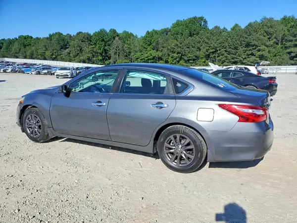 1N4AL3AP8HC155713 2017 NISSAN ALTIMA - Image 2