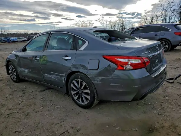 1N4AL3AP8HC158479 2017 NISSAN ALTIMA - Image 2