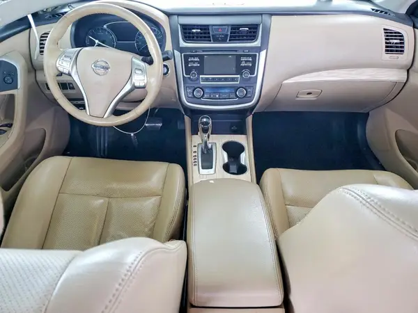 1N4AL3AP8HC158756 2017 NISSAN ALTIMA - Image 8