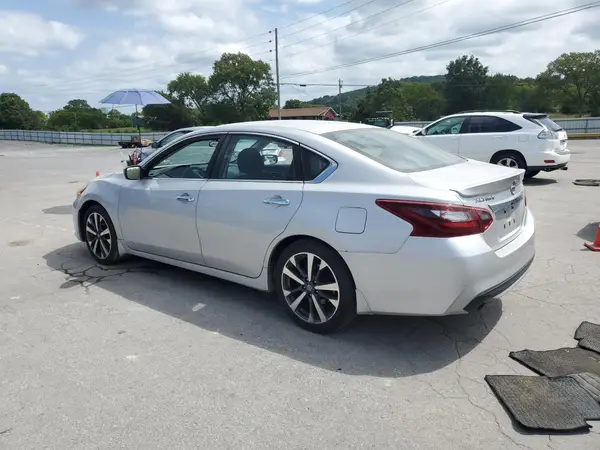 1N4AL3AP8HC159292 2017 NISSAN ALTIMA - Image 2