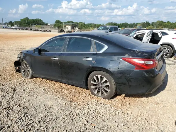 1N4AL3AP8HC159745 2017 NISSAN ALTIMA - Image 2