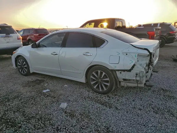 1N4AL3AP8HC161592 2017 NISSAN ALTIMA - Image 2