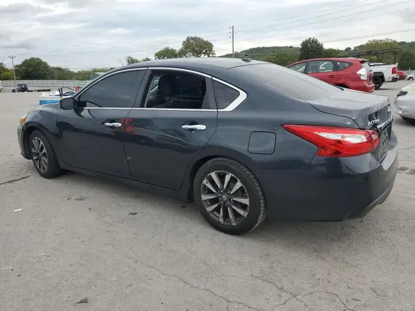 1N4AL3AP8HC162466 2017 NISSAN ALTIMA - Image 2