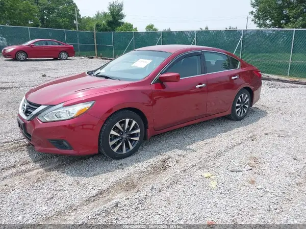 1N4AL3AP8HC164024 2017 NISSAN ALTIMA - Image 2