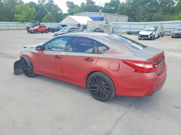 1N4AL3AP8HC172575 2017 NISSAN ALTIMA - Image 2