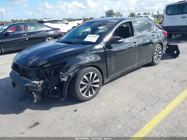 1N4AL3AP8HC173161 2017 NISSAN ALTIMA - Image 2