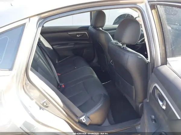 1N4AL3AP8HC178604 2017 NISSAN ALTIMA - Image 8