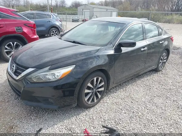 1N4AL3AP8HC179459 2017 NISSAN ALTIMA - Image 2