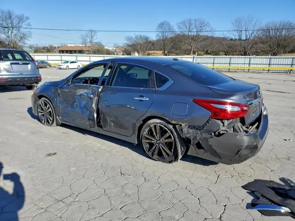 1N4AL3AP8HC180594 2017 NISSAN ALTIMA - Image 2