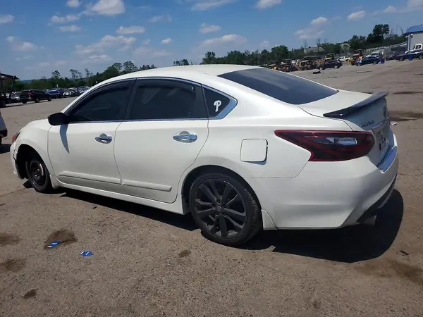 1N4AL3AP8HC182006 2017 NISSAN ALTIMA - Image 2