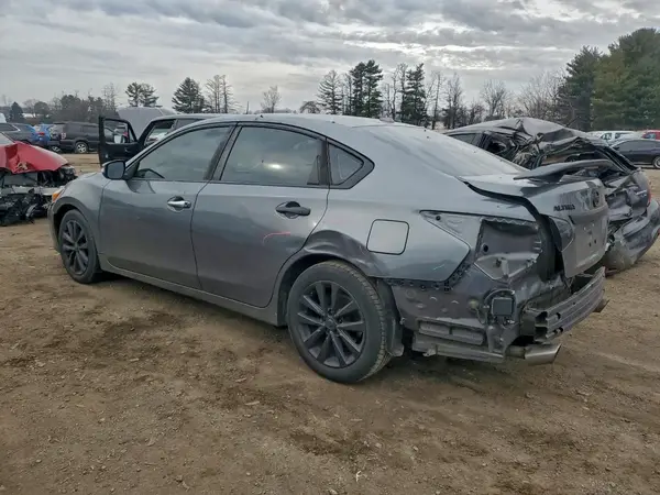 1N4AL3AP8HC184418 2017 NISSAN ALTIMA - Image 2