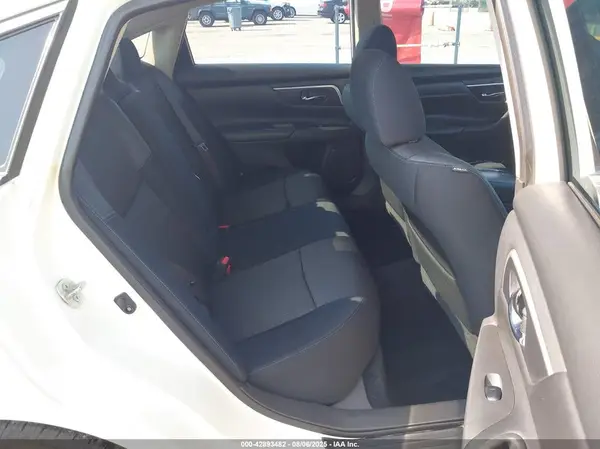 1N4AL3AP8HC184709 2017 NISSAN ALTIMA - Image 8